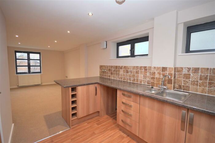 2 Bedroom Apartment To Rent In Station Road, Kettering, NN15