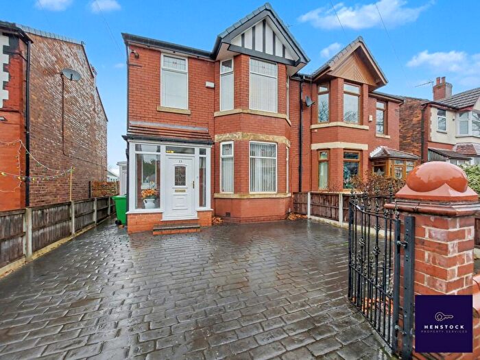 3 Bedroom Semi Detached House For Sale In Kearsley Road, Crumpsall, Manchester, M8