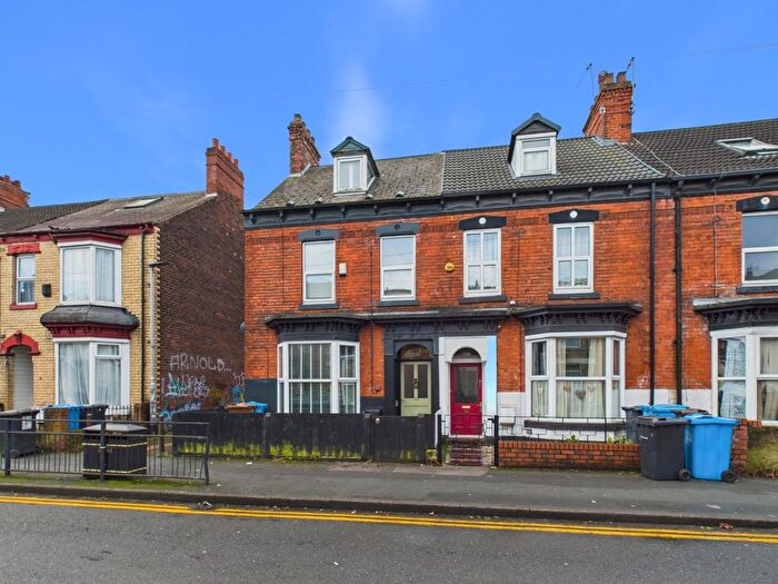 4 Bedroom End Terrace House For Sale In Park Grove, Princes Avenue, Hull, East Riding Of Yorkshire, HU5