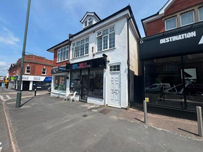 3 Bedroom Flat To Rent In Charminster Road, Charminster, BH8