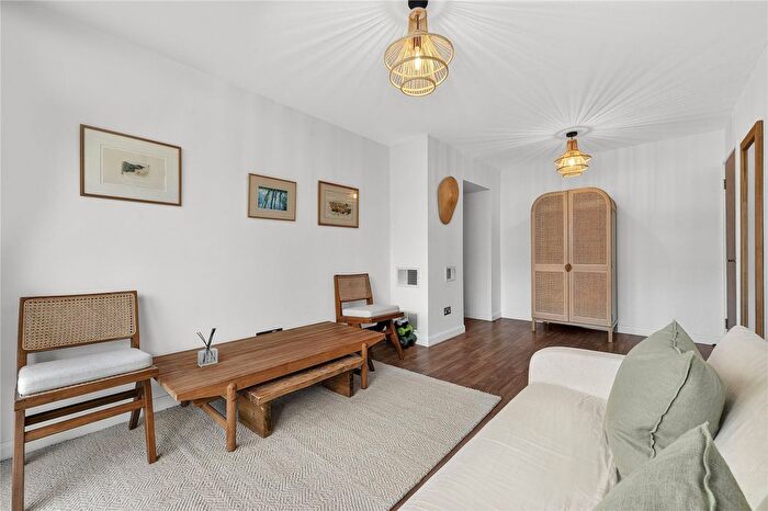 2 Bedroom Flat For Sale In Holcroft Court, Clipstone Street, London, W1W