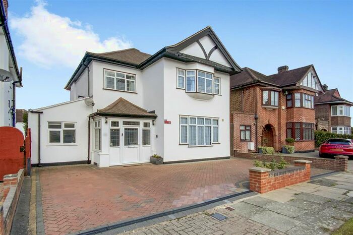4 Bedroom Detached House To Rent In Amery Road, Harrow, HA1