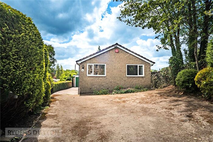 3 Bedroom Bungalow For Sale In Royd Street, Huddersfield, West Yorkshire, HD3