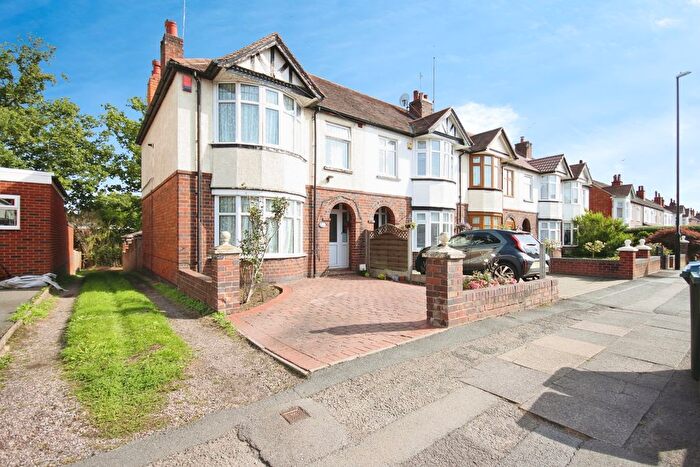 3 Bedroom End Terrace House For Sale In Green Lane, Coventry, West Midlands, CV3