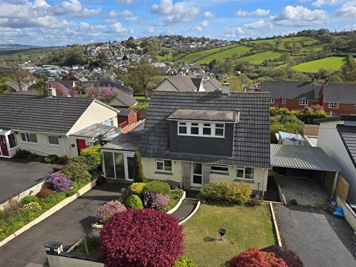 3 Bedroom Detached House For Sale In Hollies Road, Launceston, PL15