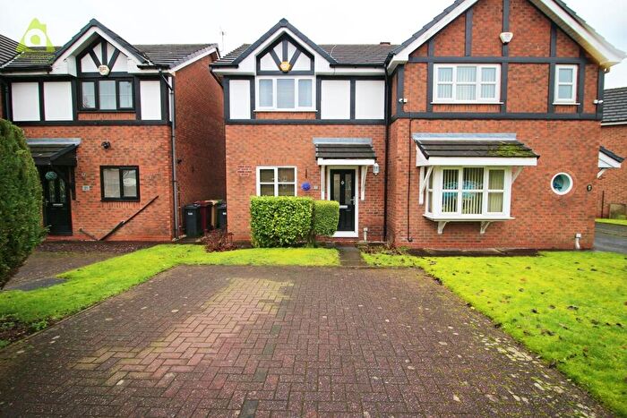 2 Bedroom Semi Detached House For Sale In Meadow Walk, Farnworth, BL4