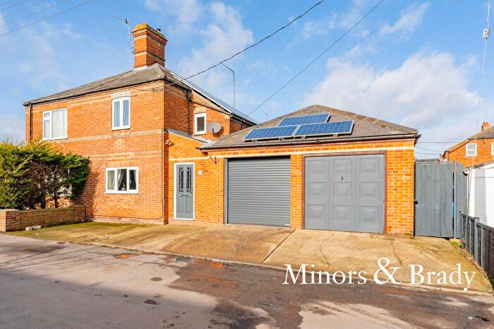 3 Bedroom Semi Detached House For Sale In Kitchener Road, Leiston, IP16