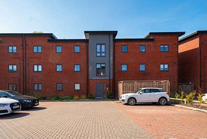 2 Bedroom Apartment For Sale In Newman Square, Shirley, B90