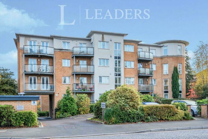1 Bedroom Apartment To Rent In Rosida Gardens, Hill Lane, SO15