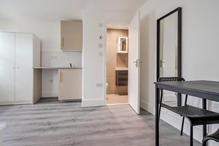 Studio To Rent In Kings Road, Reading, RG1