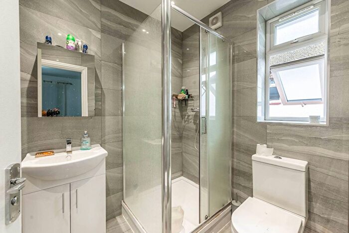 1 Bedroom Studio To Rent In Lyncroft Avenue, Pinner, HA5