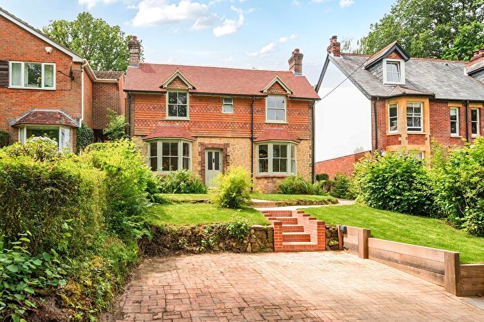 4 Bedroom Detached House For Sale In Marley Lane, Haslemere, GU27