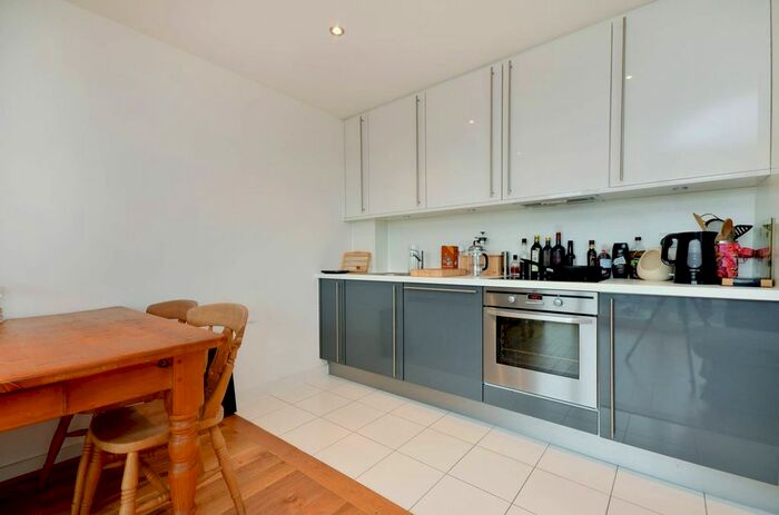 1 Bedroom Flat To Rent In Adana Building, Lewisham, London, SE13