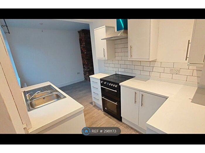 3 Bedroom Semi-Detached House To Rent In Canterbury Road, Stockport, SK1