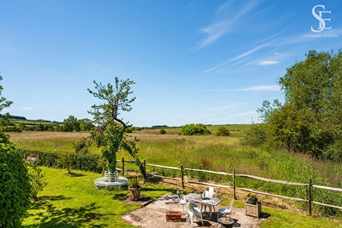 5 Bedroom Detached House For Sale In Badgers Rest, Hallam Southend, Ogbourne St. George, SN8