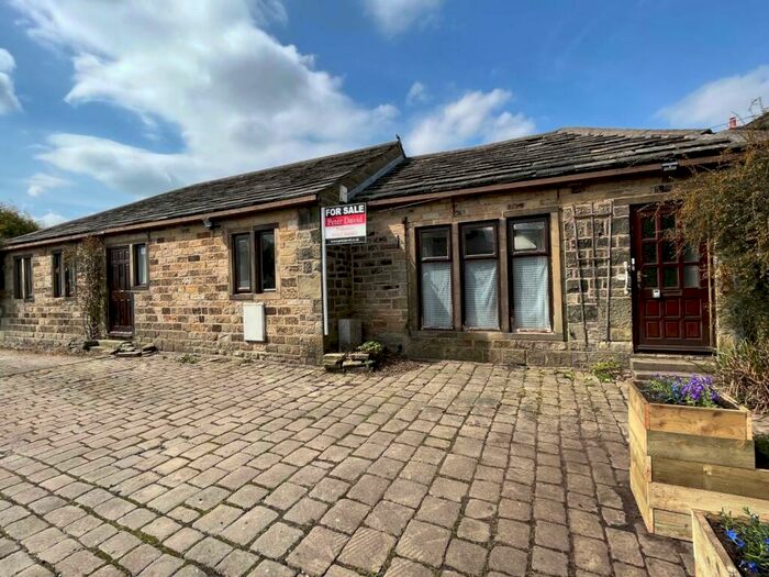 3 Bedroom Bungalow For Sale In Top O'Th Town, Heptonstall, Hebden Bridge, HX7