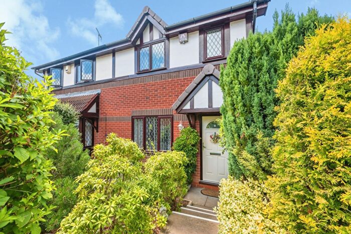 3 Bedroom Semi-Detached House For Sale In Whinchat Grove, Kidderminster, Worcestershire, DY10