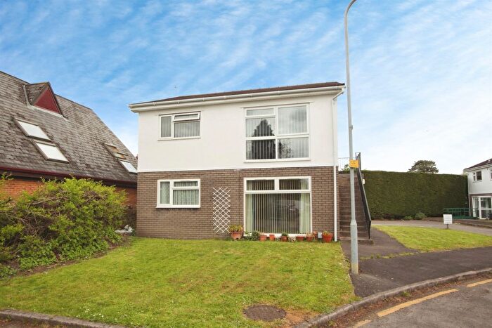 1 Bedroom Flat For Sale In Blandon Way, Cardiff, CF14