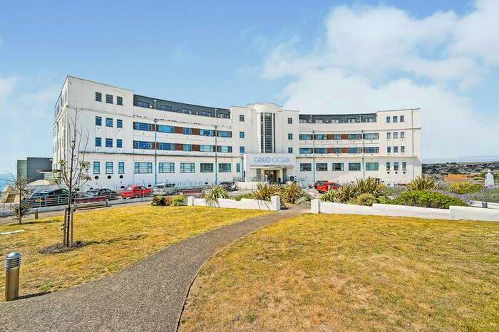 2 Bedroom Apartment To Rent In Grand Ocean, Longridge Ave, BN2