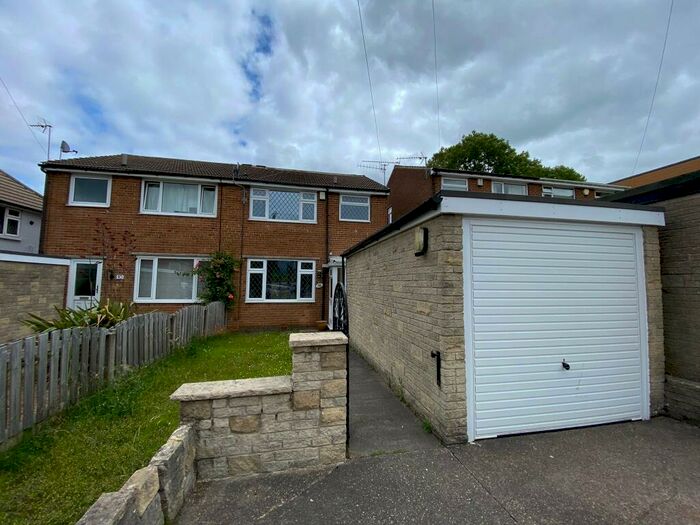 3 Bedroom Semi-Detached House To Rent In Meadow View Road, Sheffield, Greenhill, S8