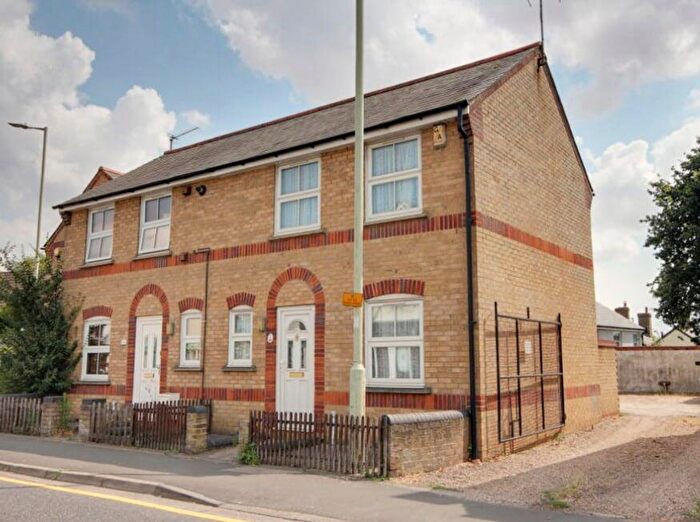 2 Bedroom End Of Terrace House For Sale In London Road, Sawbridgeworth, CM21