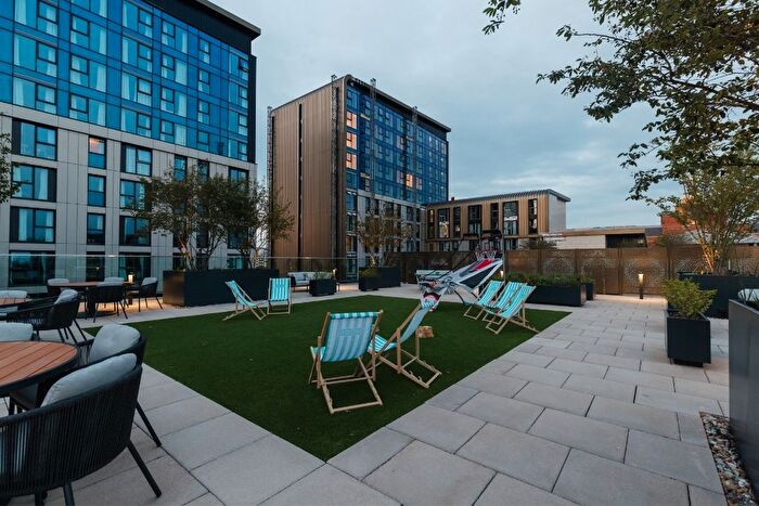 1 Bedroom Flat To Rent In New York, Quarry Hill, Leeds, LS2