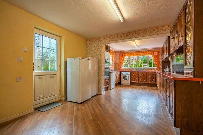 4 Bedroom Detached House For Sale In Bolingbroke Road, Cleethorpes, DN35