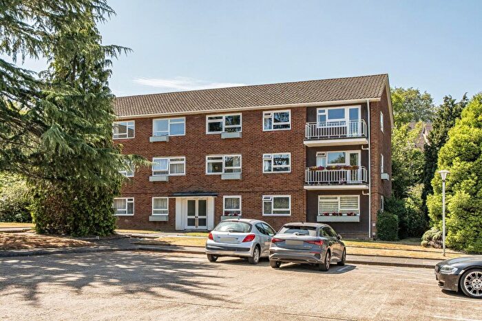 2 Bedroom Flat For Sale In Rosebank, Epsom, KT18