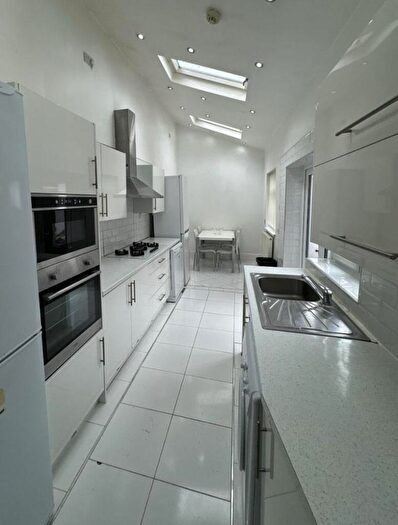 5 Bedroom Terraced House To Rent In Mostyn Road, Edgbaston, B16