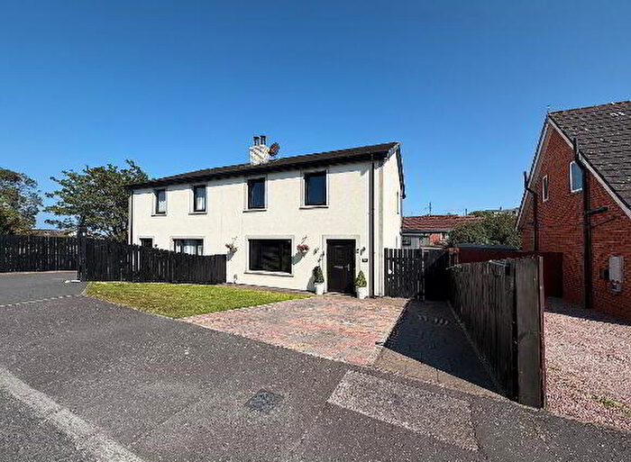 3 Bedroom Semi-Detached House For Sale In Inishmore, Killyleagh, BT30