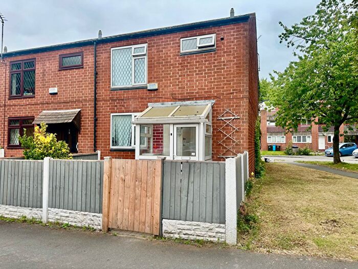 3 Bedroom End Of Terrace House For Sale In Greenland Drive, Sheffield, S9
