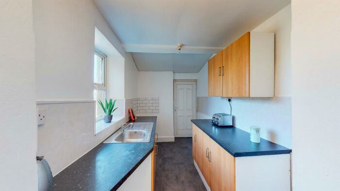 2 Bedroom Flat To Rent In West View, Wrekenton, Gateshead, NE9