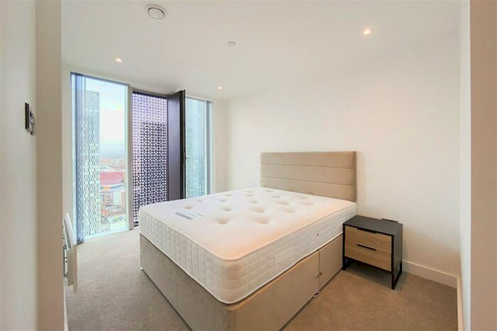 2 Bedroom Apartment To Rent In Elizabeth Tower, M15