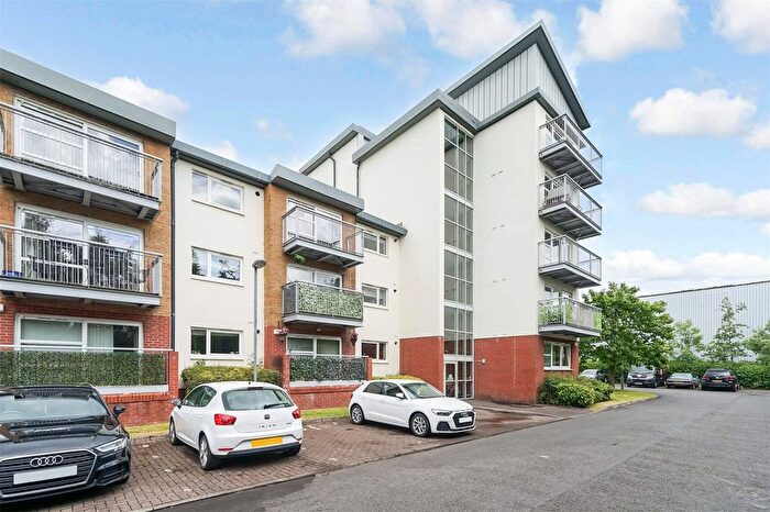 2 Bedroom Flat For Sale In Scapa Way, Stepps, Glasgow, North Lanarkshire, G33