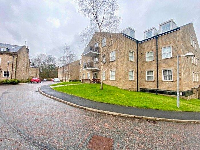 2 Bedroom Apartment For Sale In Holly Mount Way, Rossendale, Lancashire, BB4