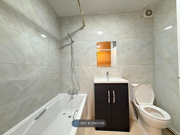2 Bedroom Flat To Rent In Stanley Park Road, Wallington, SM6