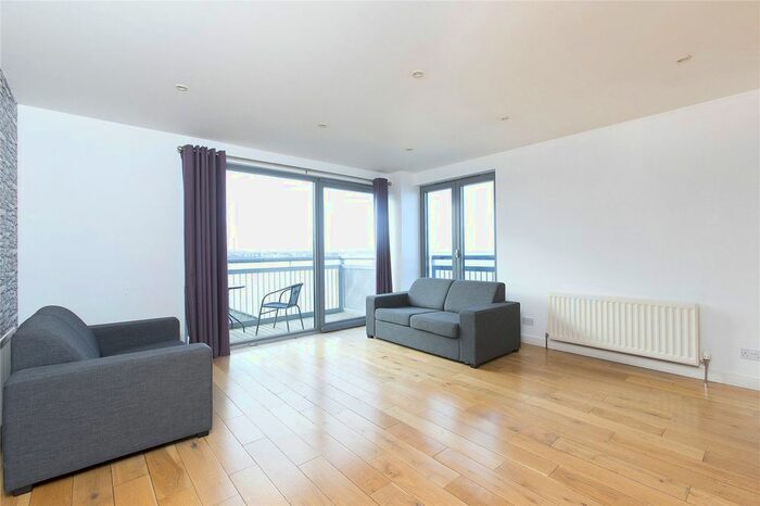 3 Bedroom Flat To Rent In Western Harbour Terrace, Edinburgh, EH6