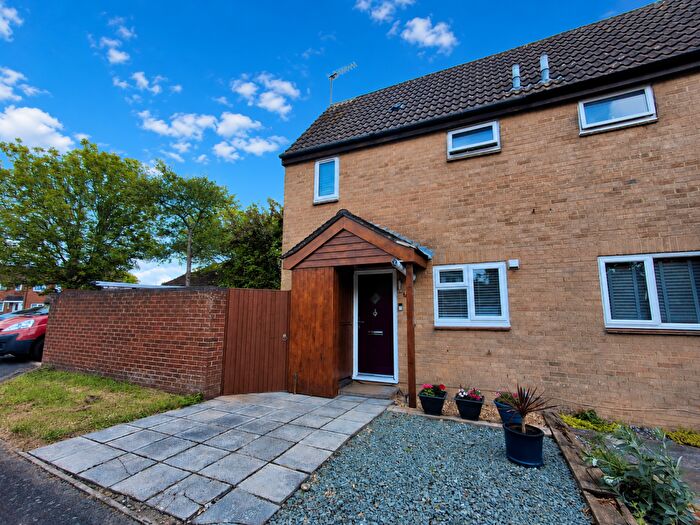 1 Bedroom House To Rent In Plumpton Grove, Tempest, PO7