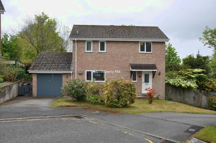 3 Bedroom Detached House To Rent In Epworth Close, Truro, TR1