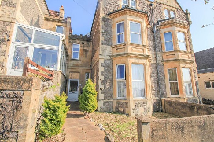 1 Bedroom Flat To Rent In Highbury Parade, Weston Hillside, BS23