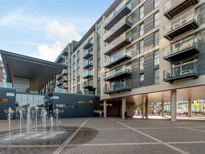 Studio To Rent In Station Approach, Hayes, UB3