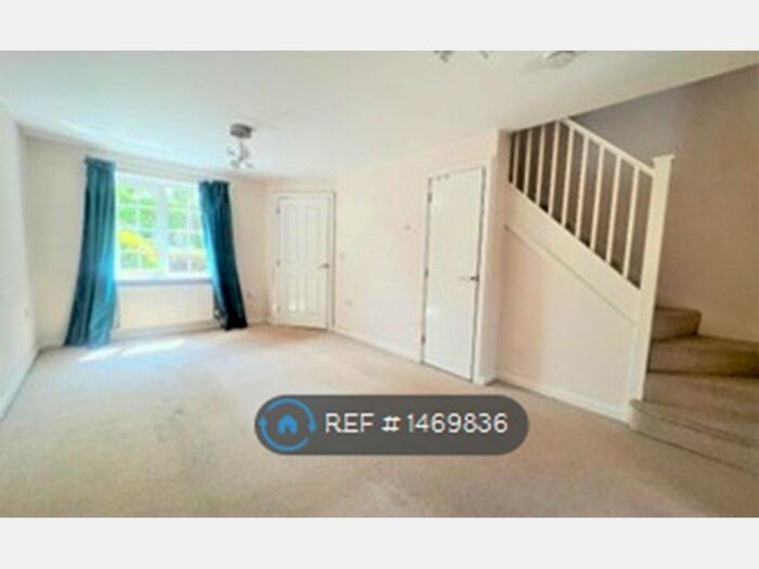 3 Bedroom End Of Terrace House To Rent In Wilks Road, Grantham, NG31