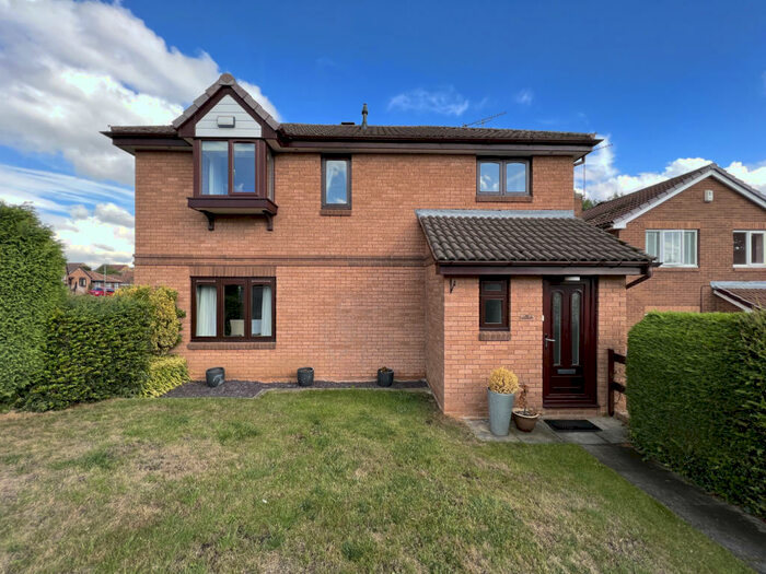 4 Bedroom Detached House To Rent In Parlington Meadow, Barwick In Elmet, LS15