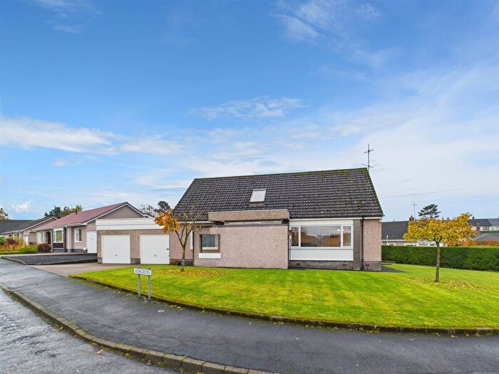 5 Bedroom Detached House For Sale In Ashgrove Scone, Perth, PH2