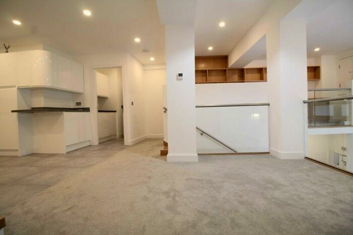 2 Bedroom Apartment To Rent In St Mary`s Road, Surbiton, KT6