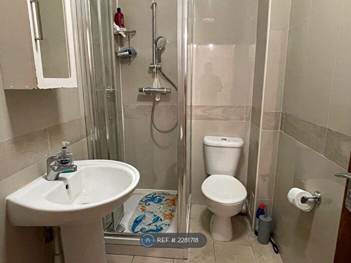 1 Bedroom Flat To Rent In West Street, Brighton, BN1