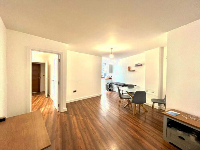 2 Bedroom Apartment To Rent In Queens Road, Kings Chambers, CV1