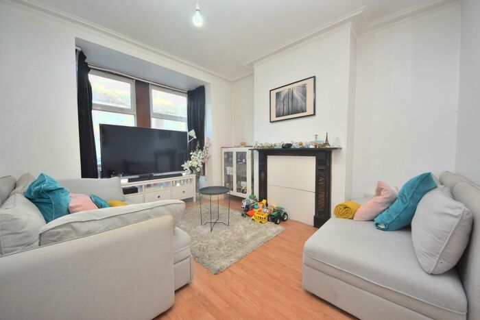 3 Bedroom Terraced House To Rent In Harpour Road, Barking, IG11