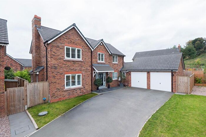 4 Bedroom Detached House For Sale In Sandford Road, Beeston, CW6