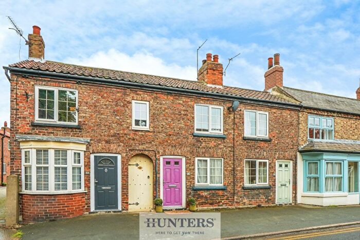 2 Bedroom Terraced House For Sale In Rythergate, Cawood, Selby, YO8